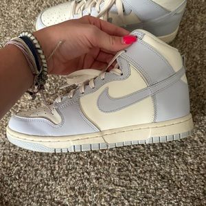 Nike High Dunks Size Women’s 7.5